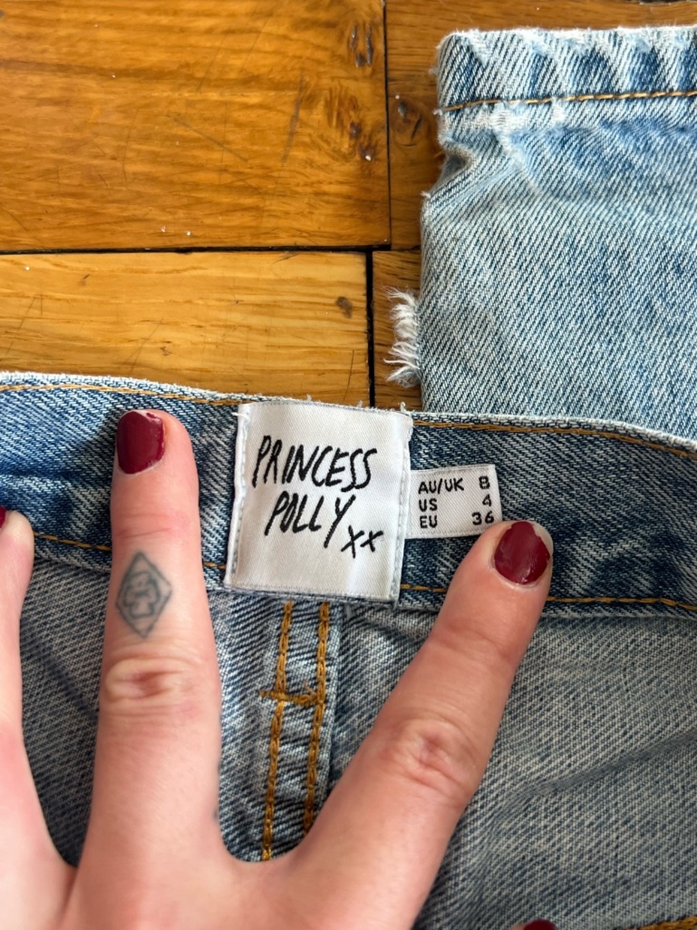 Princess Polly Asymmetrical Jeans - Picture 4 of 6
